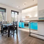 Unique And Modern Home In The Heart Of Paris By Guestready