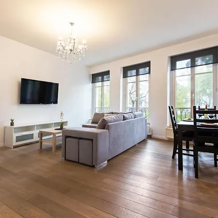 Appartamento Unique And Modern In The Heart Of By Guestready